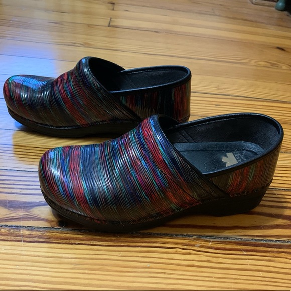 DANSKO XP CLOGS Multicolored stripe - Picture 1 of 10